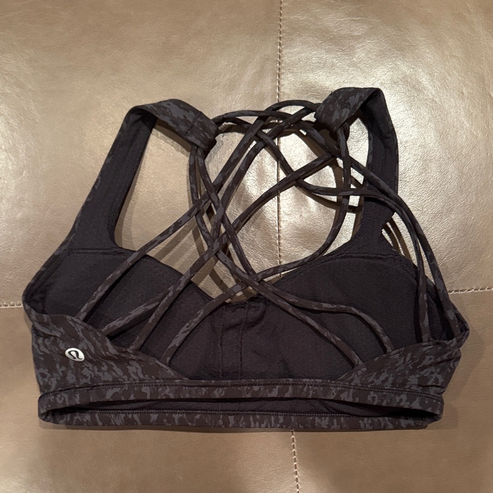 Lululemon Athletica Black Patterned Sports Bra - Picture 3 of 3